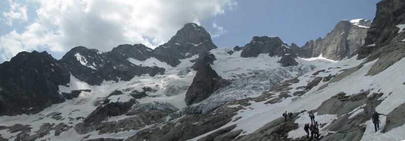 1 Vista delle montagne sopra il Bivacco Gervasutti